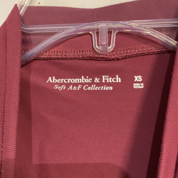 ABERCROMBIE AND FITCH WOMENS SOFT A&F BODYSUIT WINE BERRY XS - Picture 3 of 5
